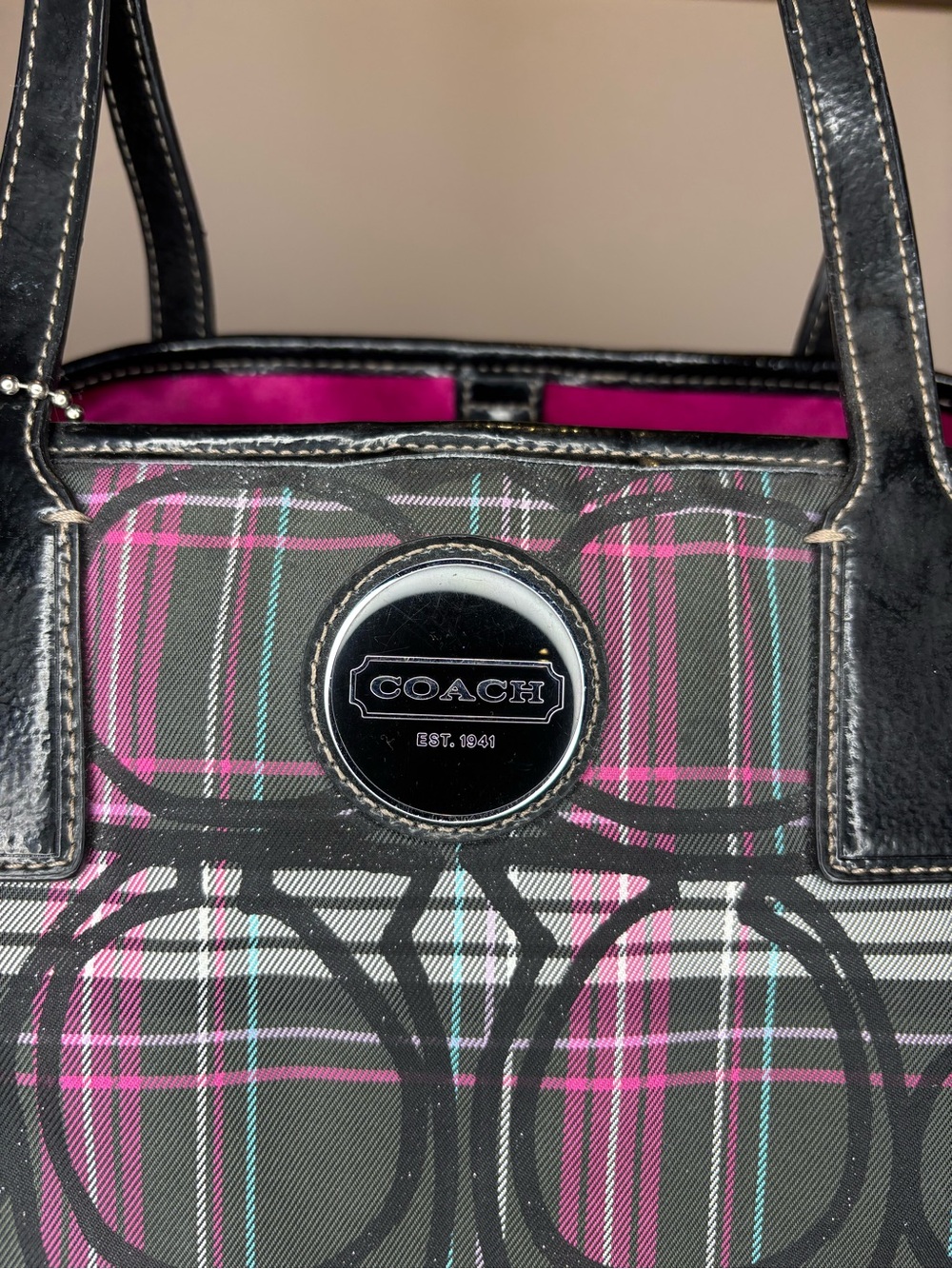 Coach Poppy Berry Plaid Signature C Canvas Kiss Lock Satchel. - Picture 10 of 11